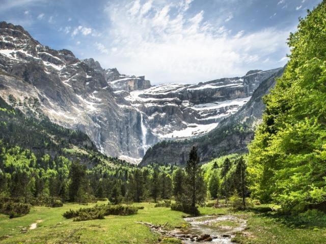Tithome 1 - Gare, Centre Ville, Vue Montagne Et Chateau Lourdes Bagian luar foto